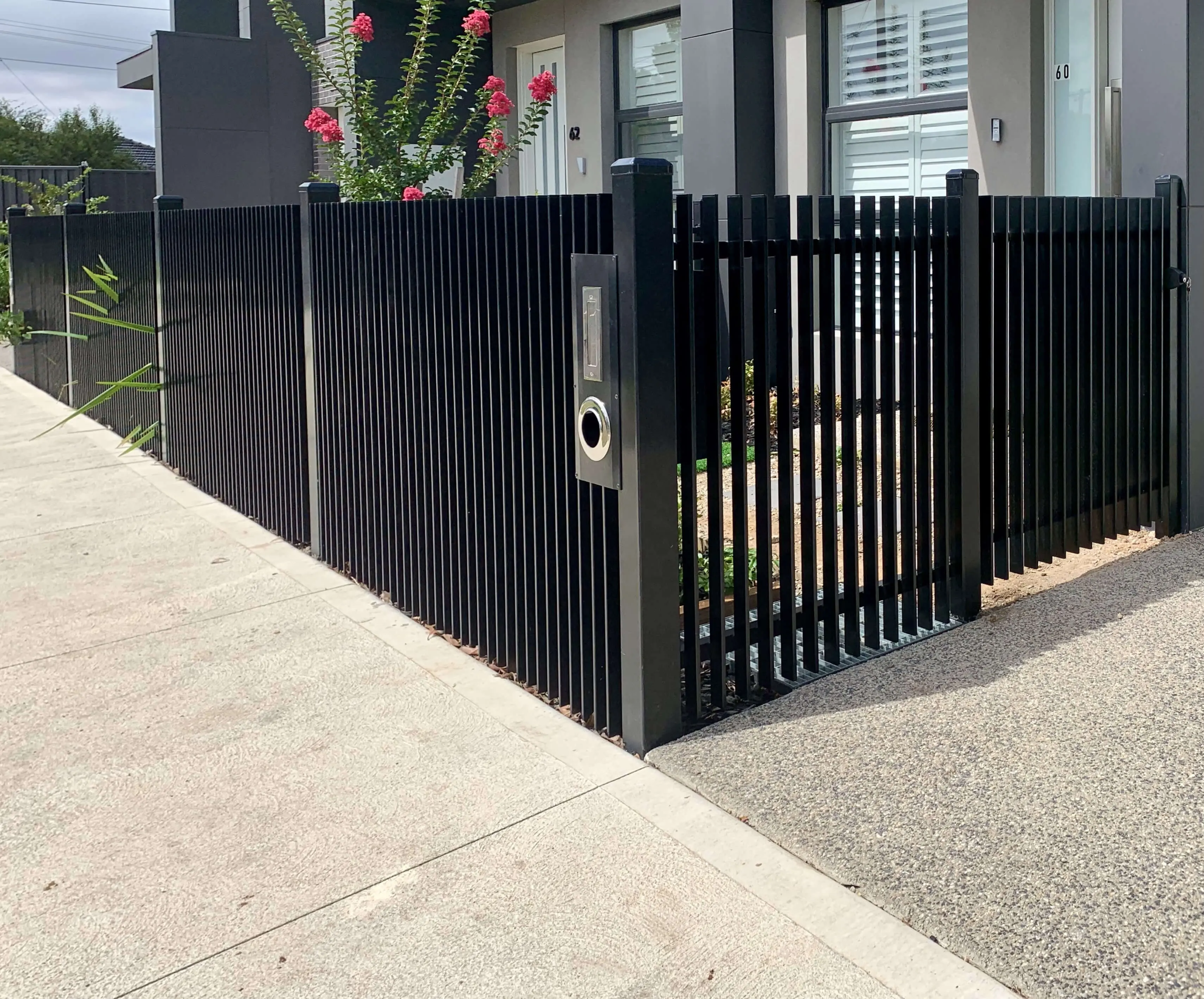 3D privacy powder coated 2 rails welded aluminium  metal blade garden fence panels 1200mm x 2300mm