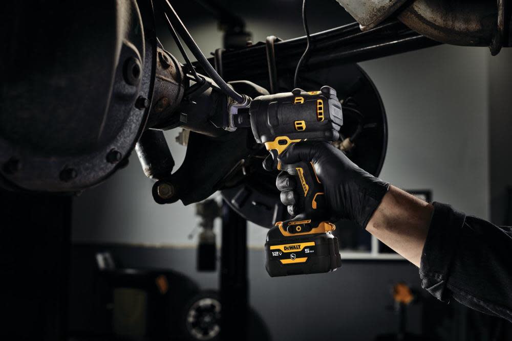 DEWALT 12V MAX Impact Wrench Kit 3/8 ;