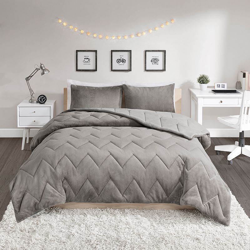 Intelligent Design Kai Plush Reversible Comforter Set