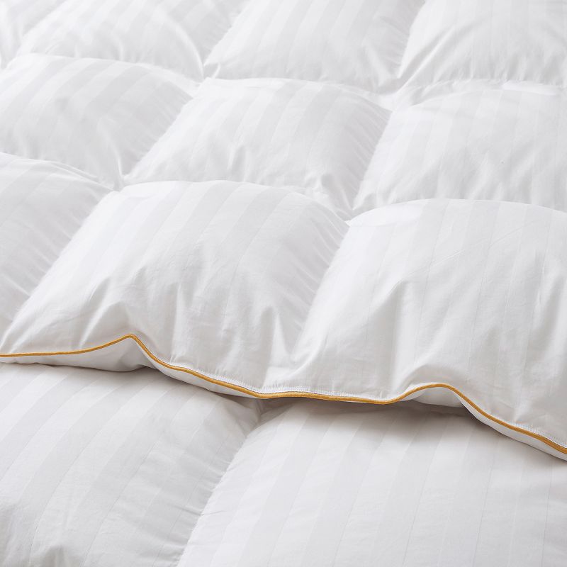 Unikome All Season Classic Stripped White Goose Down Fiber Comforter with 500TC Cotton Fabric with Golden Satin Wrapping