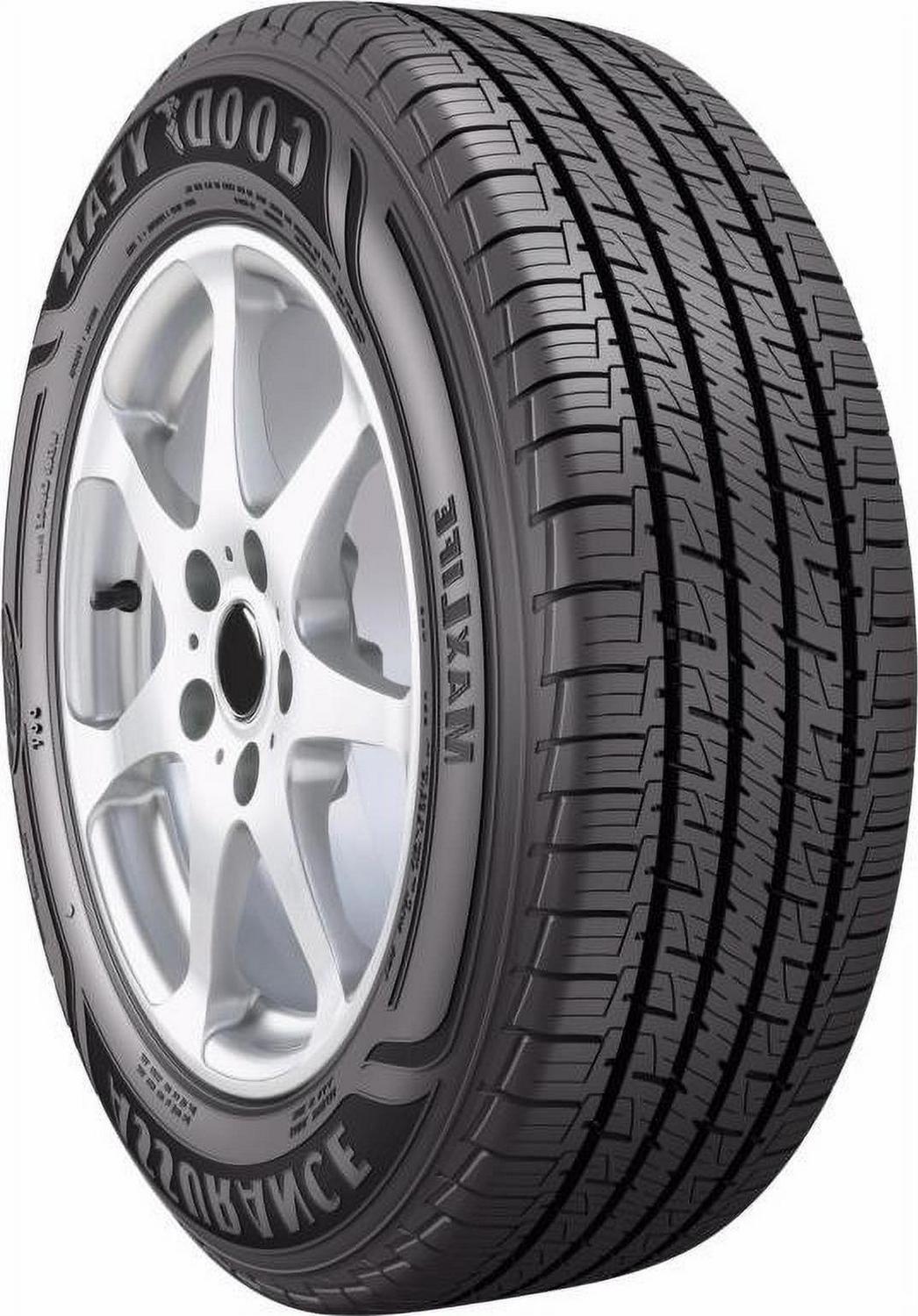 Goodyear Assurance 215/70R16 100 H Tire