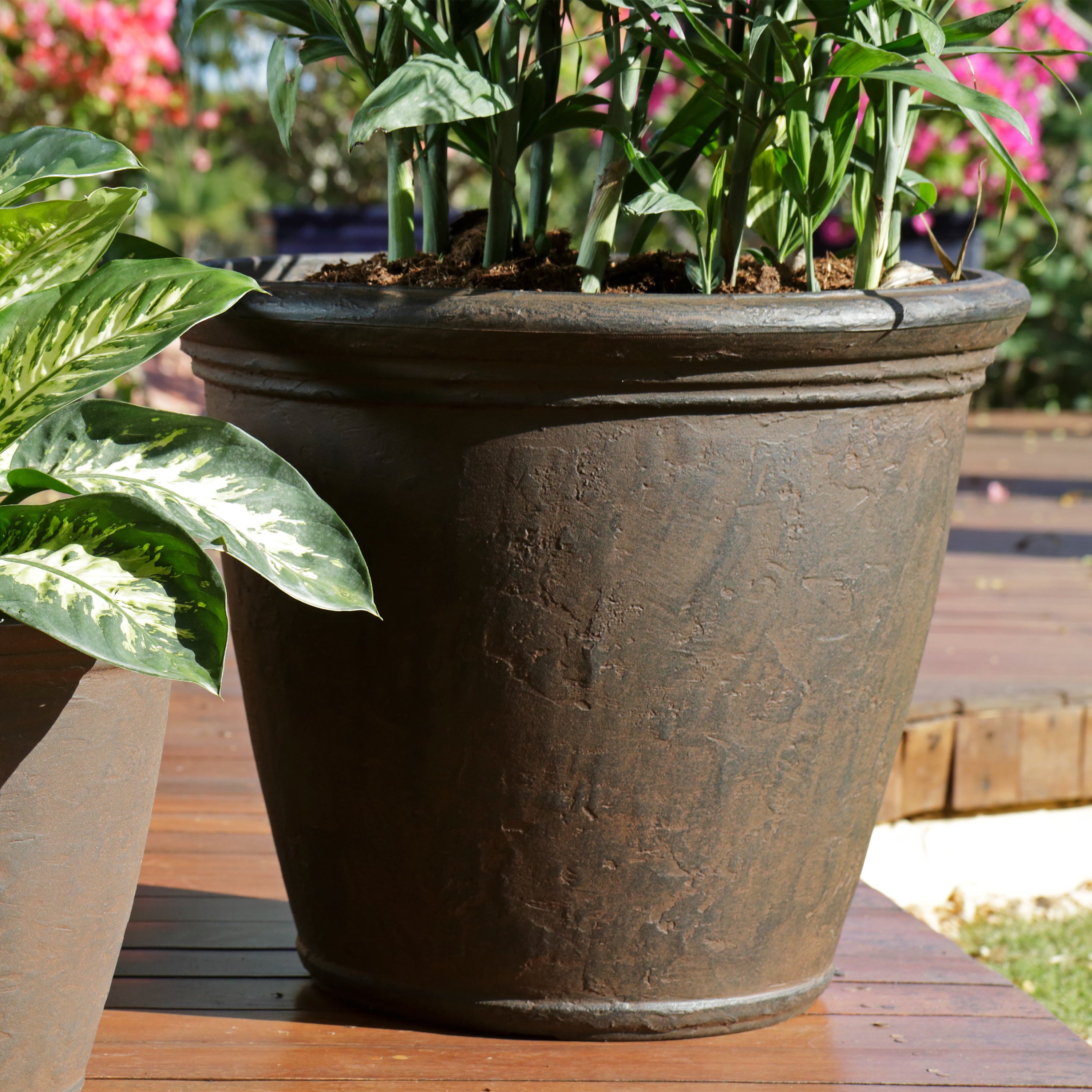 Sunnydaze Indoor/Outdoor Patio, Garden, or Porch Weather-Resistant Double-Walled Anjelica Flower Pot Planter - 24" - Rust Finish