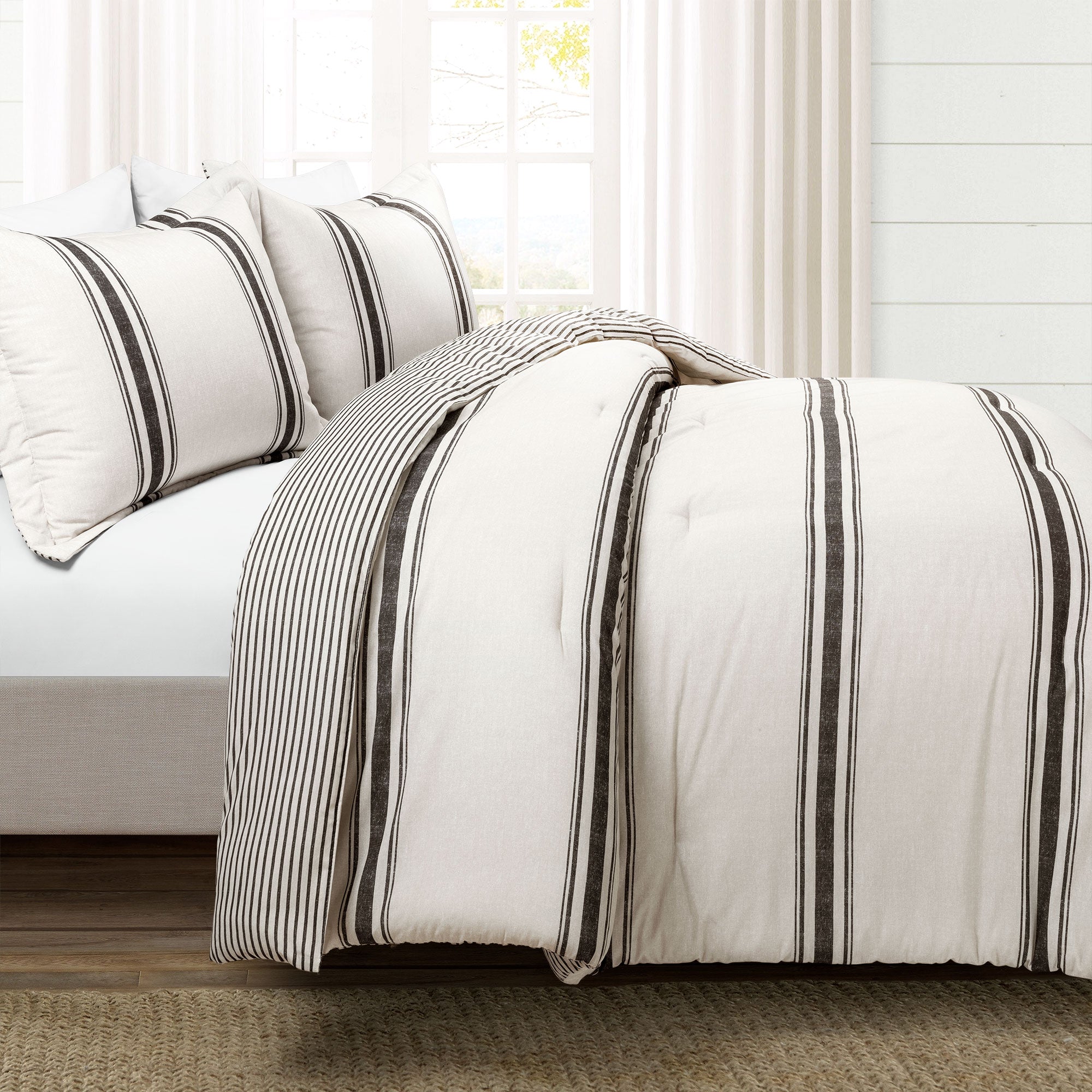 Farmhouse Stripe Cotton Reversible Comforter Set