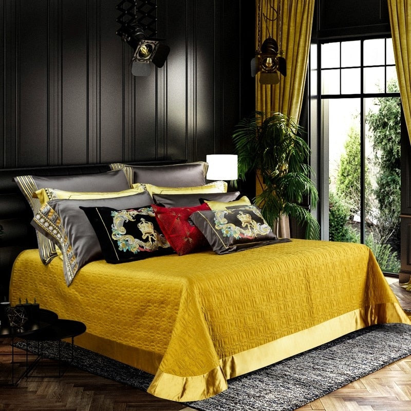 Smaddy Vintage Silk Bedding Set