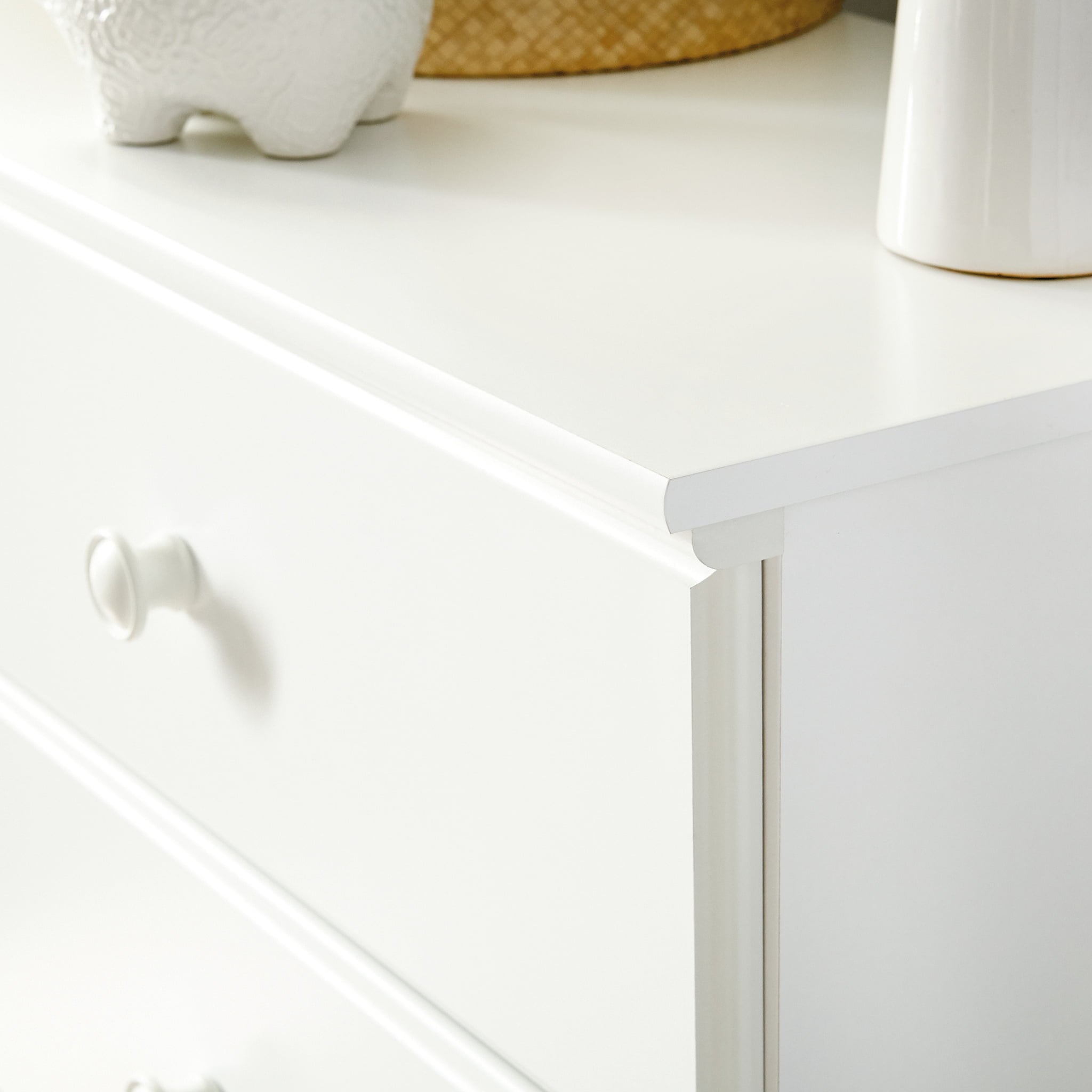 Sauder Storybook 4-Drawer Dresser, Soft White Finish