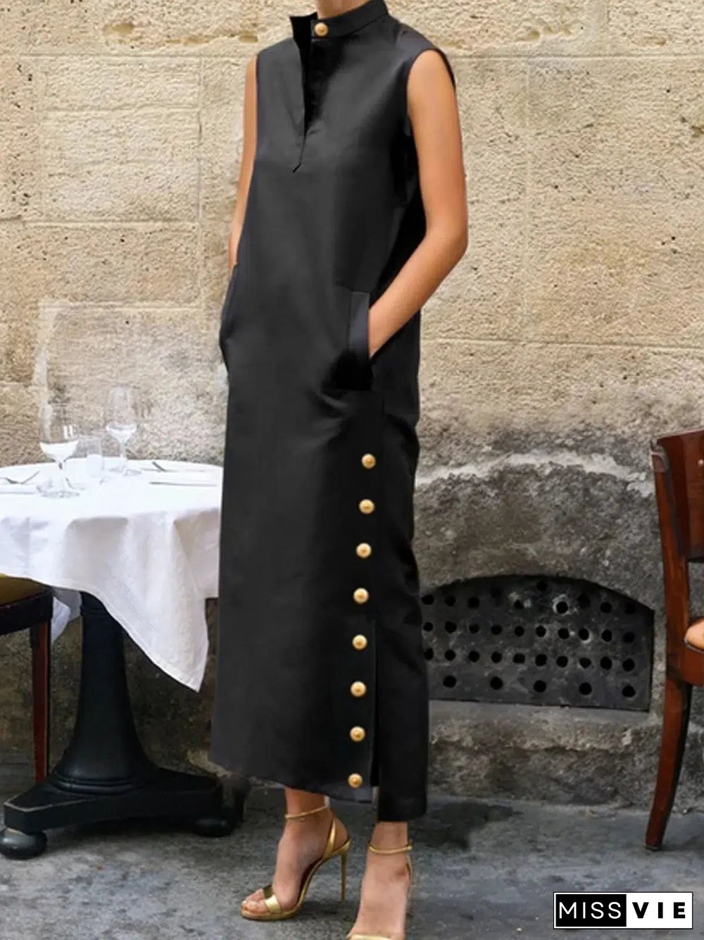 Black Plain Sleeveless V-Neck Maxi Dress