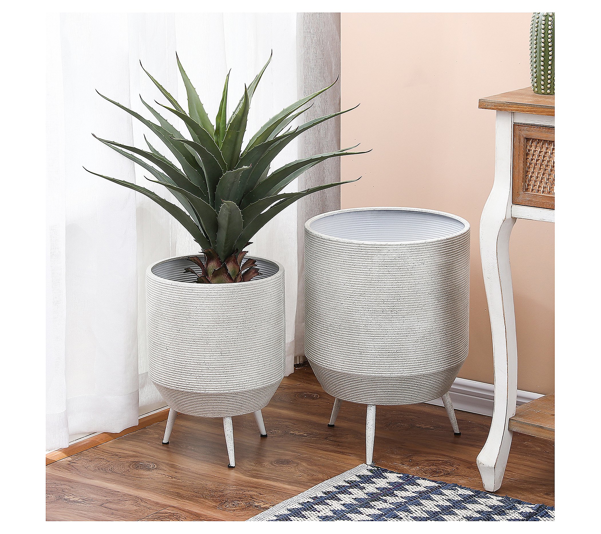 Luxen Home 2-Piece White Round Metal Planters