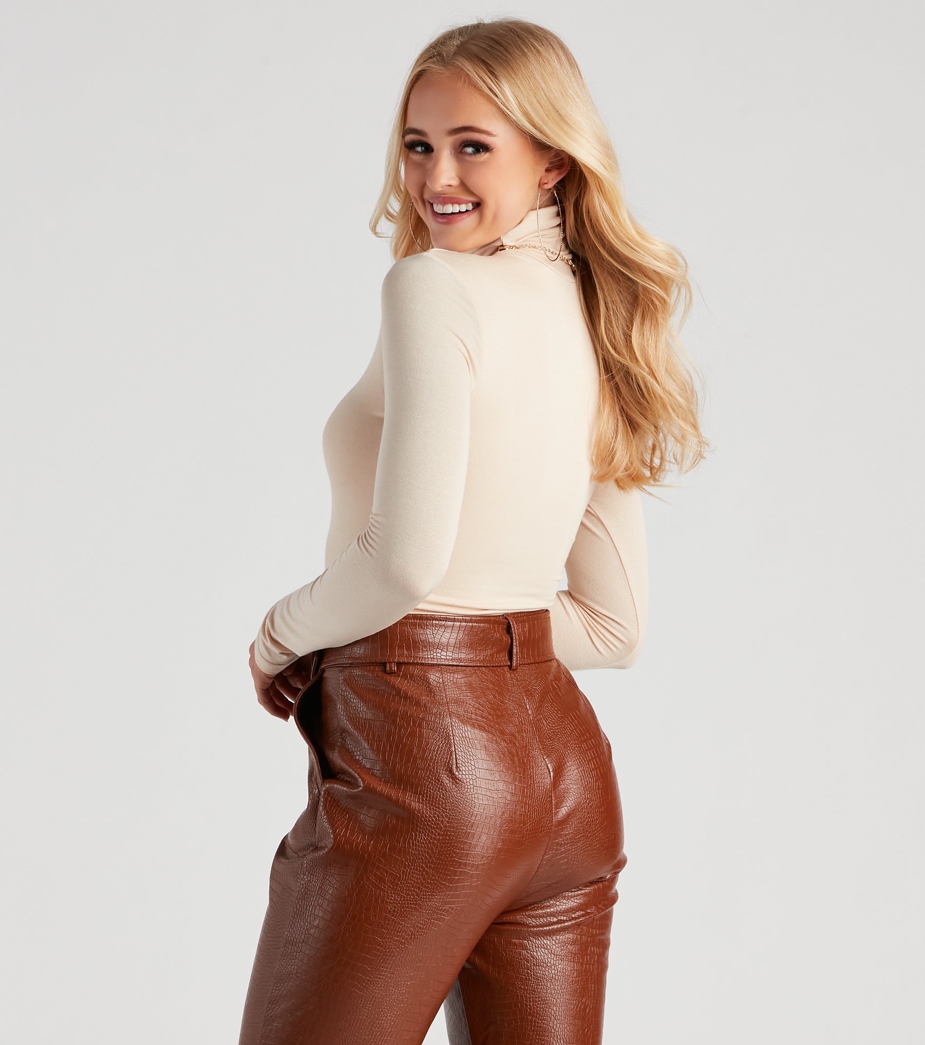 Basic Long Sleeve Crepe Turtleneck Bodysuit