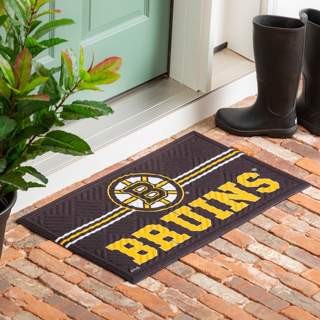 Embossed Mat Cross Hatch Boston Bruins