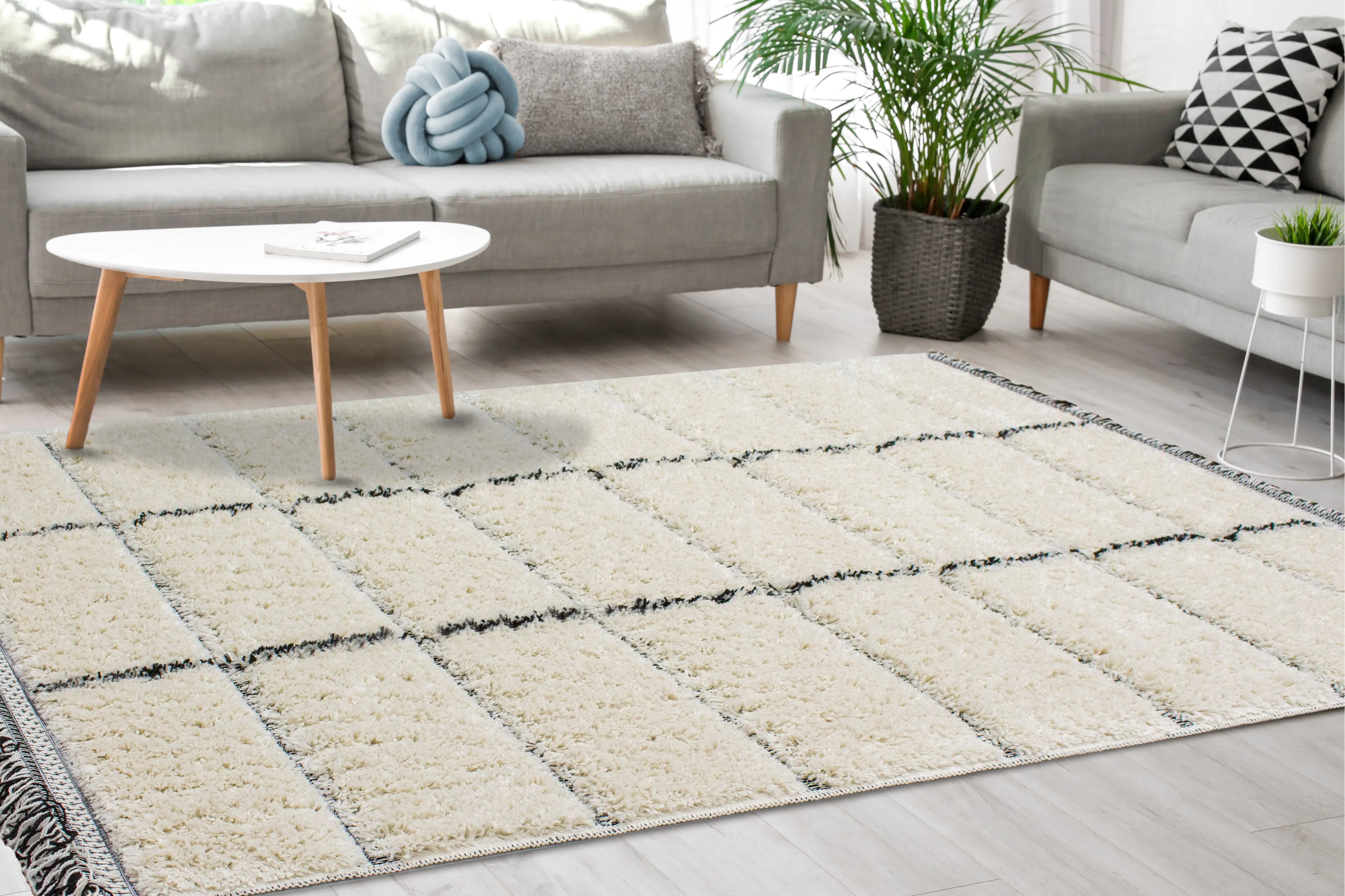 Novato 5 x 8 Contemporary Square Cream Shag Rug