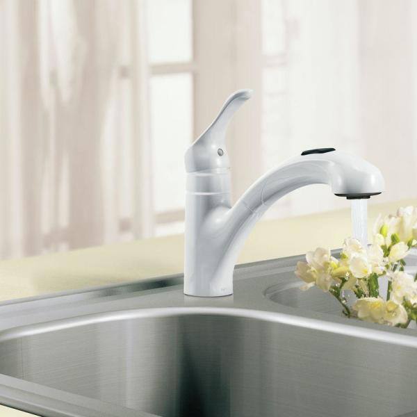 MOEN Renzo Single-Handle Pull-Out Sprayer Kitchen Faucet in Glacier CA87316W