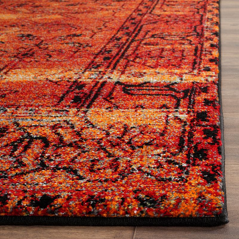 Safavieh Vintage Hamadan Jory Framed Floral Rug