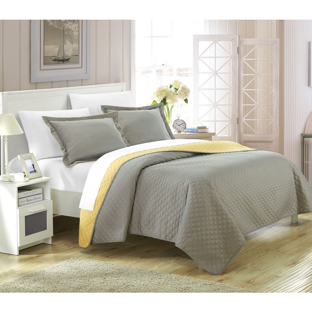 Chic Home Ressa Reversible Color Block 3 piece Quilt and Sham Set