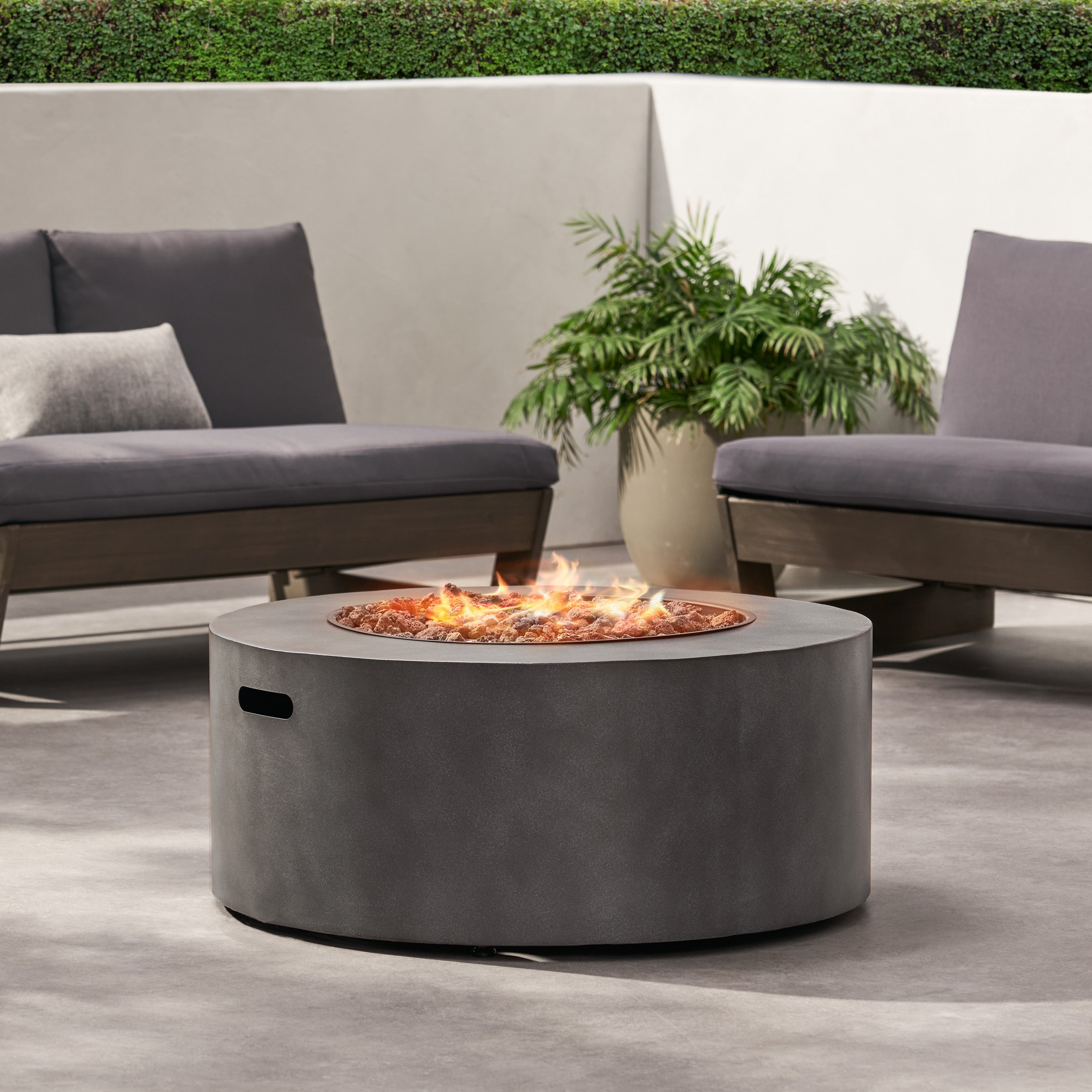 Jasmine Outdoor 40,000 BTU Circular Fire Pit (No Tank Holder)