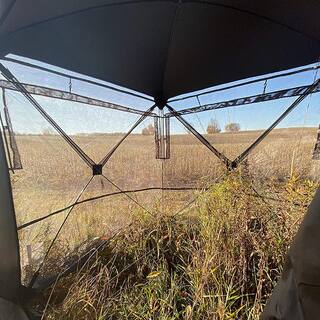 3 Person Hunting Ground See-Through Mesh Blind Realtree Edge R180-ST-RTE