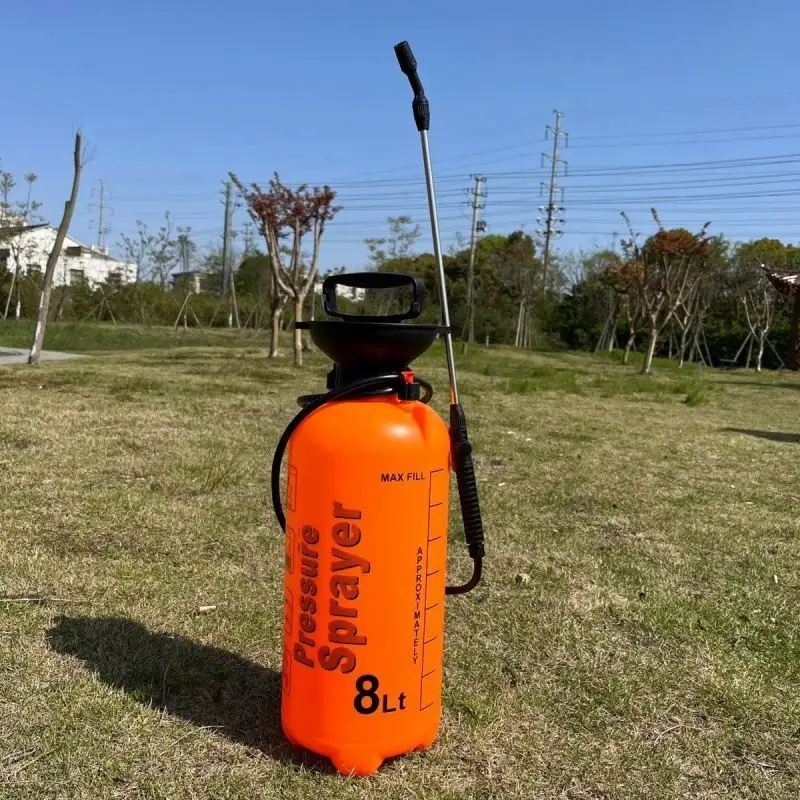 Factory Supply New Pe  Material Durable Multipurpose Portable Manual Pressure  Garden Knapsack Pressure Sprayer/