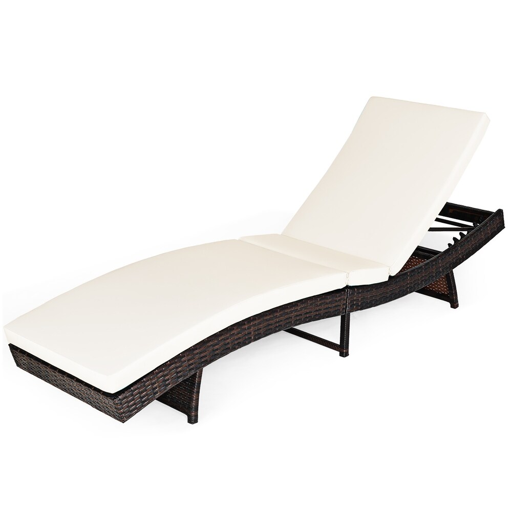 Outdoor Folding Chaise Lounge Rattan Leisure Reclining Lounge Chair