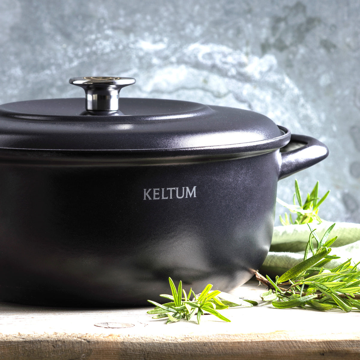 Keltum 3-Quart Dutch Oven | Black