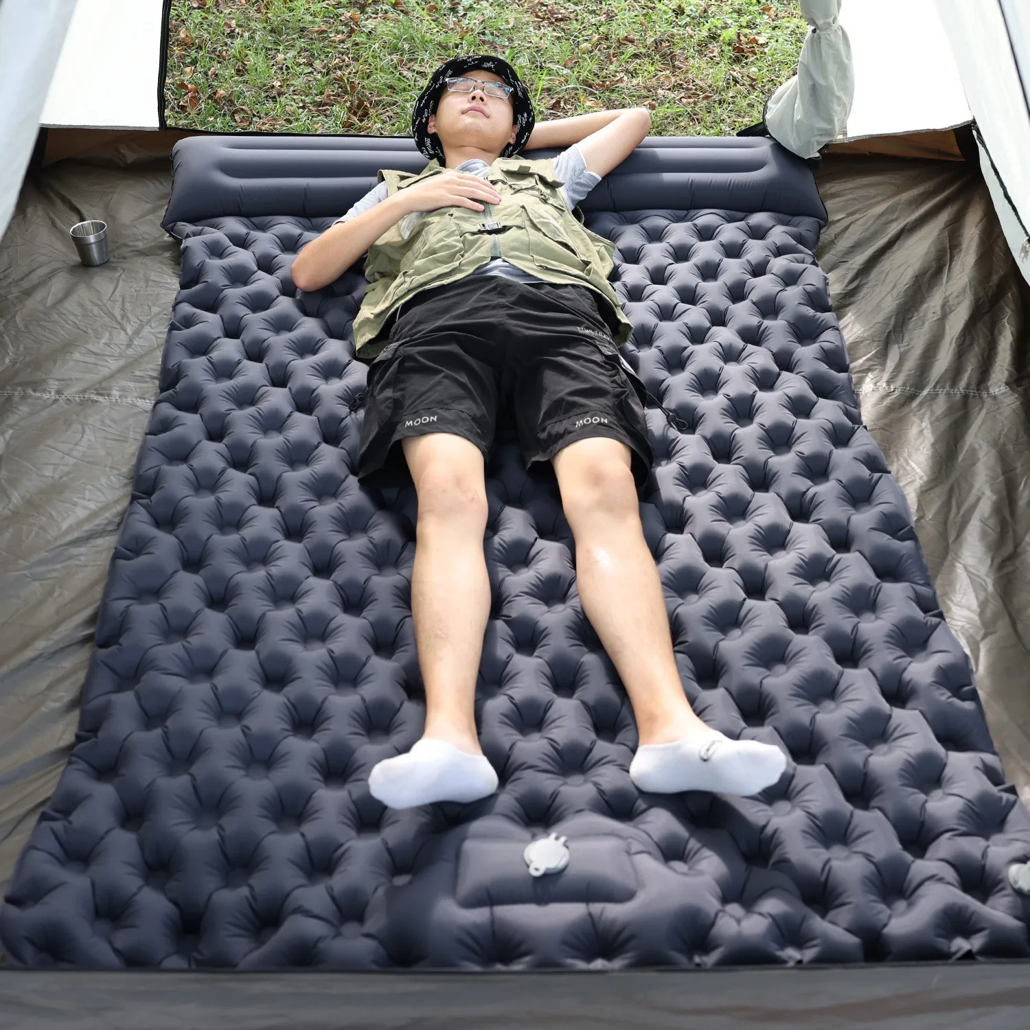 Double Sleeping Pad Ultralight Inflatable Sleeping Pad for Camping Inflatable Mattress With Pump Waterproof Camping Mattresses