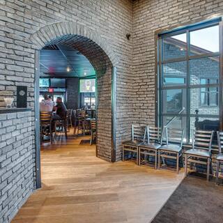 Koni Brick Old Chicago Charcoal 8.20 in. x 2.50 in. Thin Brick 10.76 sq. ft. Flats Manufactured Stone Siding KBFT-245CHAR