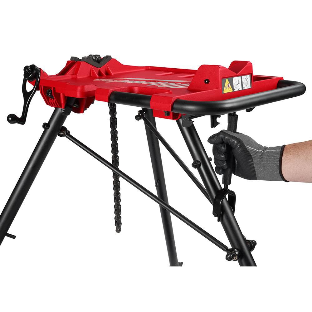 Milwaukee 6 Leveling Tripod Chain Vise 48-22-8690 from Milwaukee