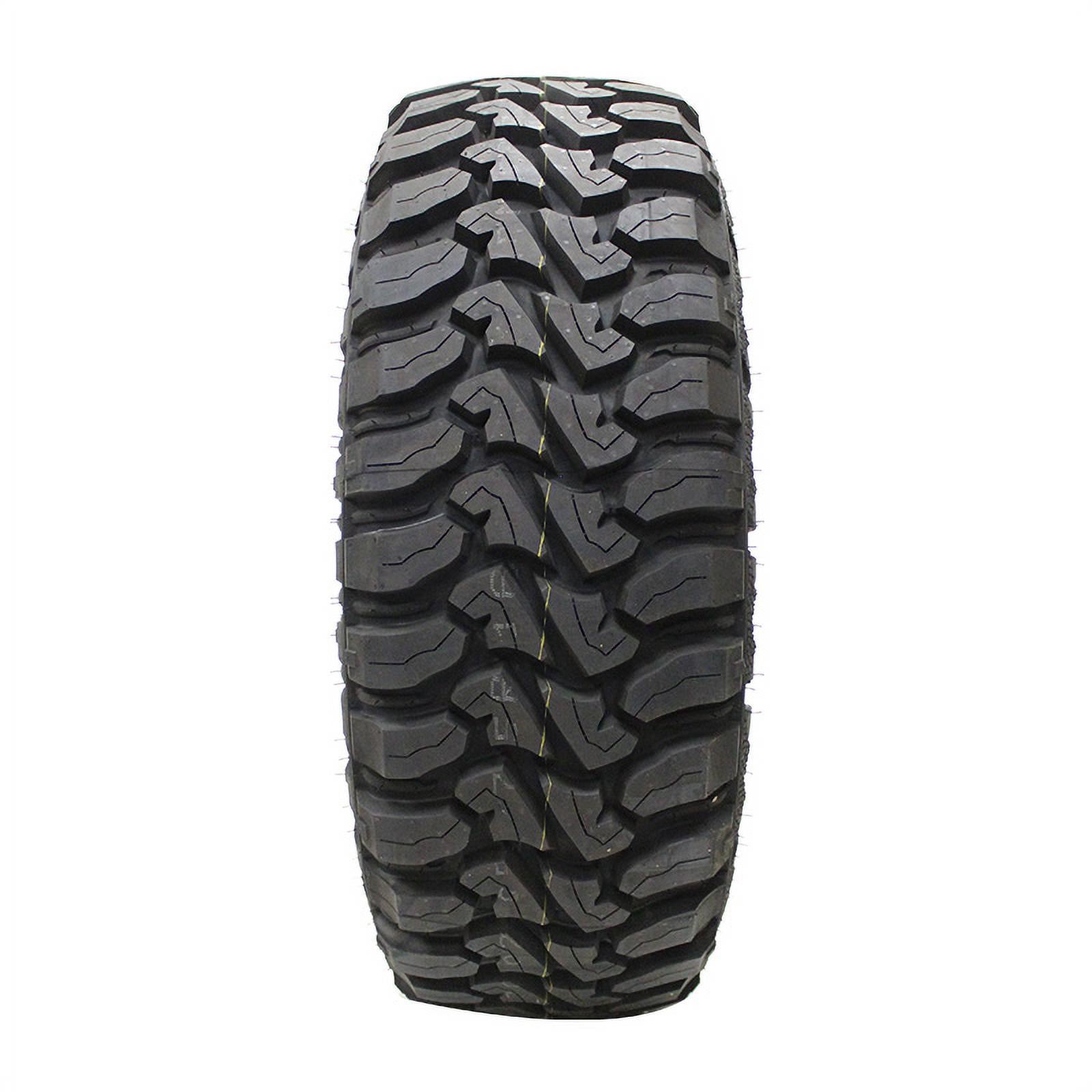 Nexen Roadian MTX 305/55-20 125/122 Q Tire