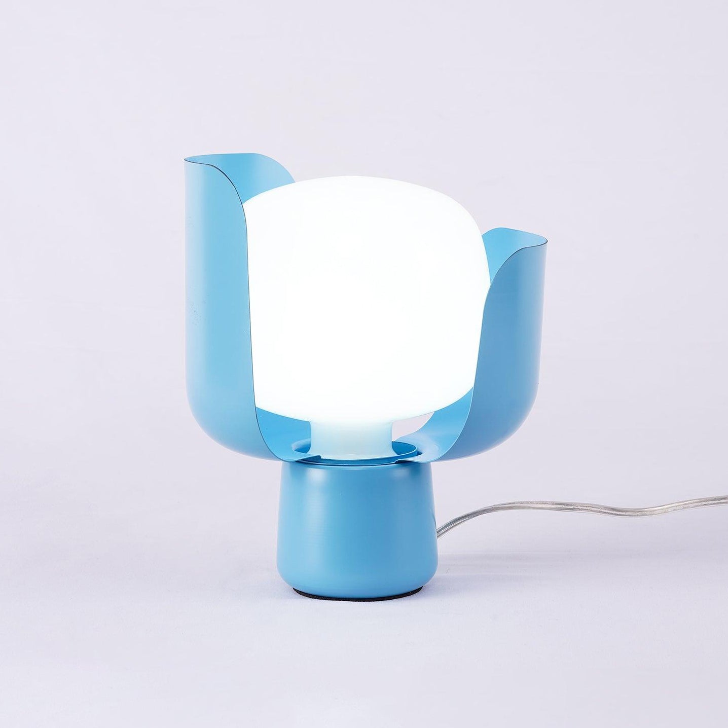 Petals Glass Table Lamp