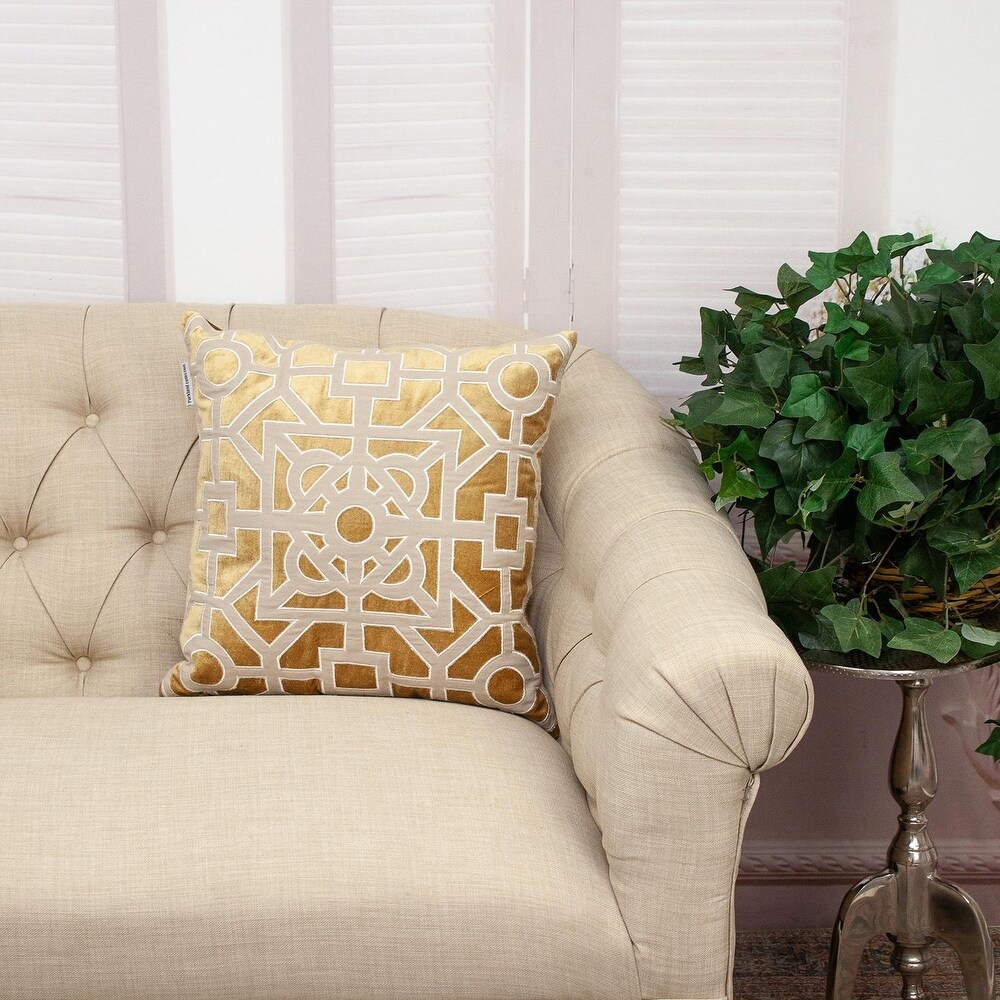 Parkland Collection Hazel Transitional Gold Throw Pillow