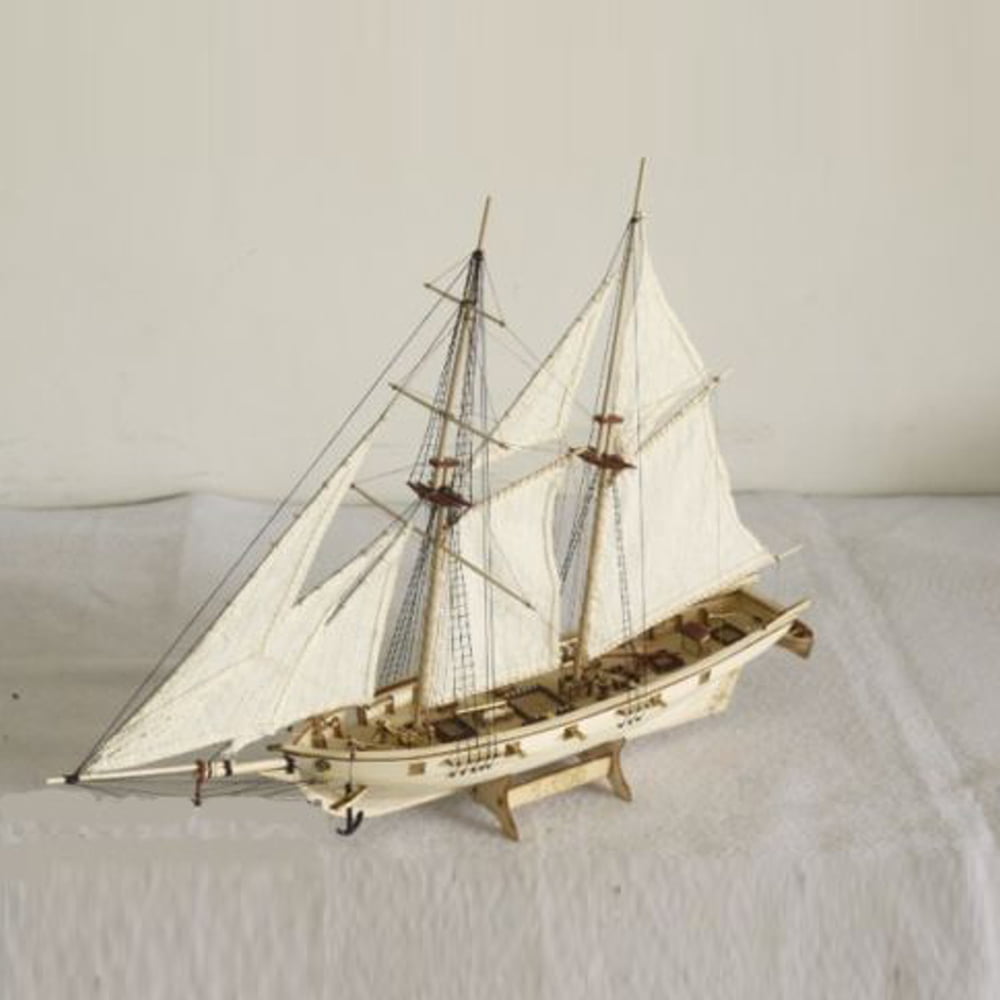 Carevas DIY Model Kits， Ship Assembly Model，Wooden Sailing Boat Scale Model Toys Gifts for Kids Adults