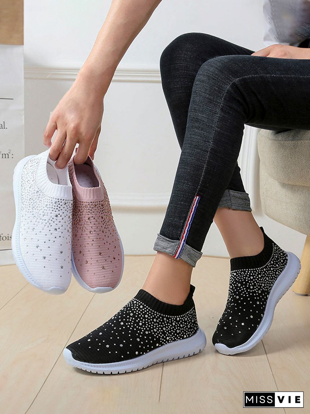 Rhinestone Design Portable Overfoot Lightweight Flyknit Sneakers