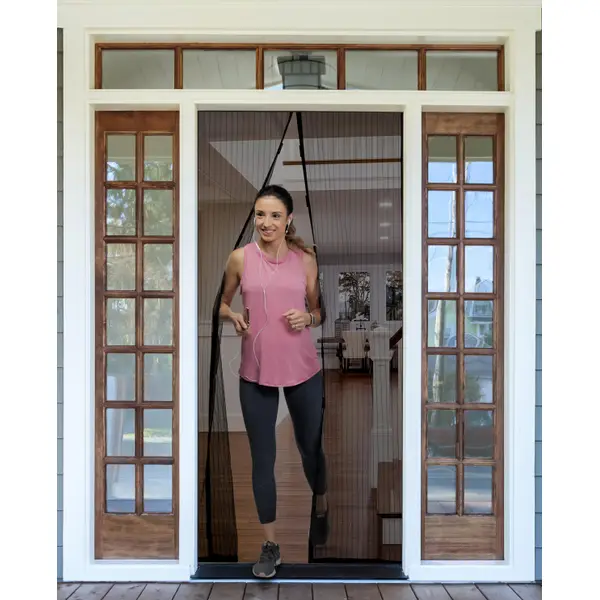 Magic Mesh Deluxe Screen Door