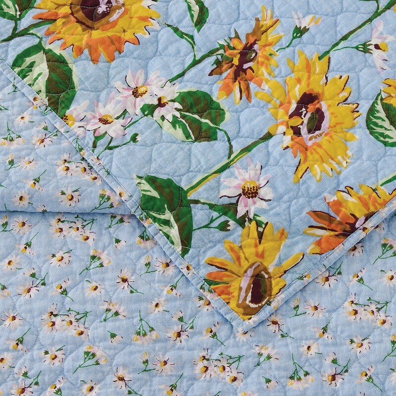 Sunflower Sky Reversible Quilt Set