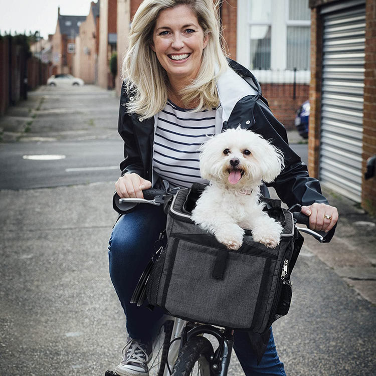 New Trend  Removable Polyester Large Capacity  Pet Bag Bike Dog Basket Carrier With 2 Foldable Feeding Bowls