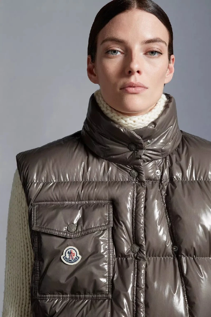 Moncler Karakorum Short Down Jacket Women