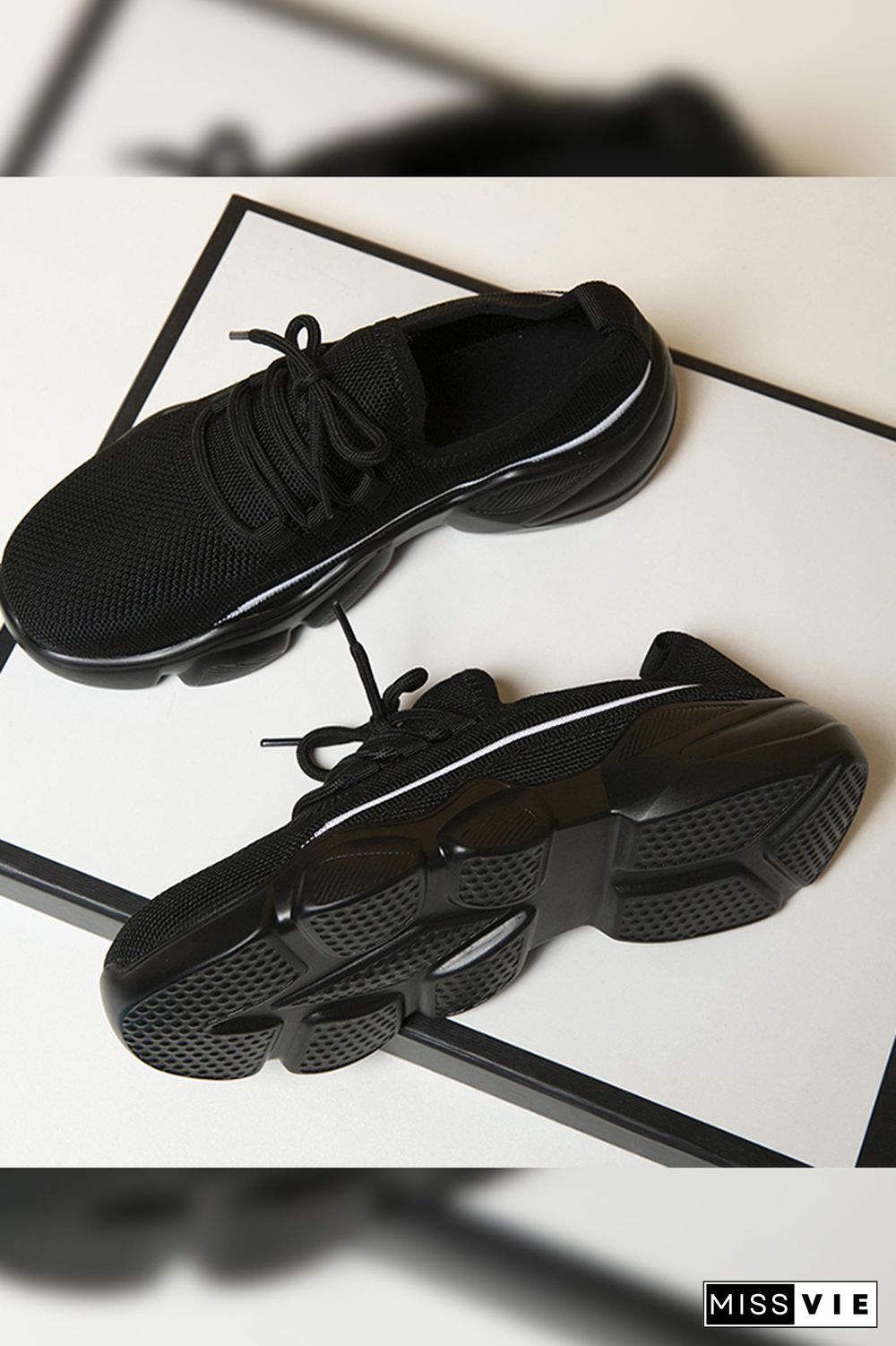 Seamless Lacing Slip On Sneakers