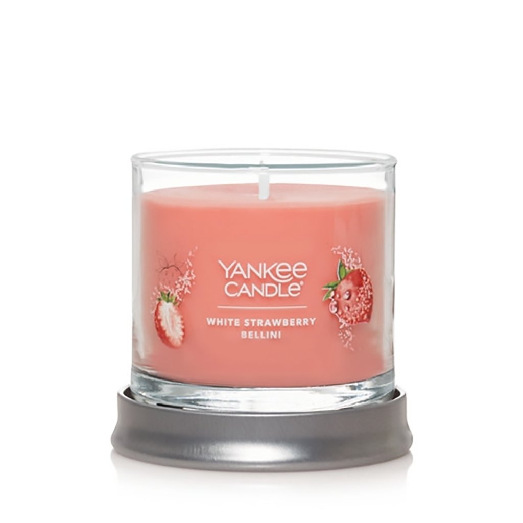 Yankee Candle  Signature Small Tumbler Candle in White Strawberry Bellini