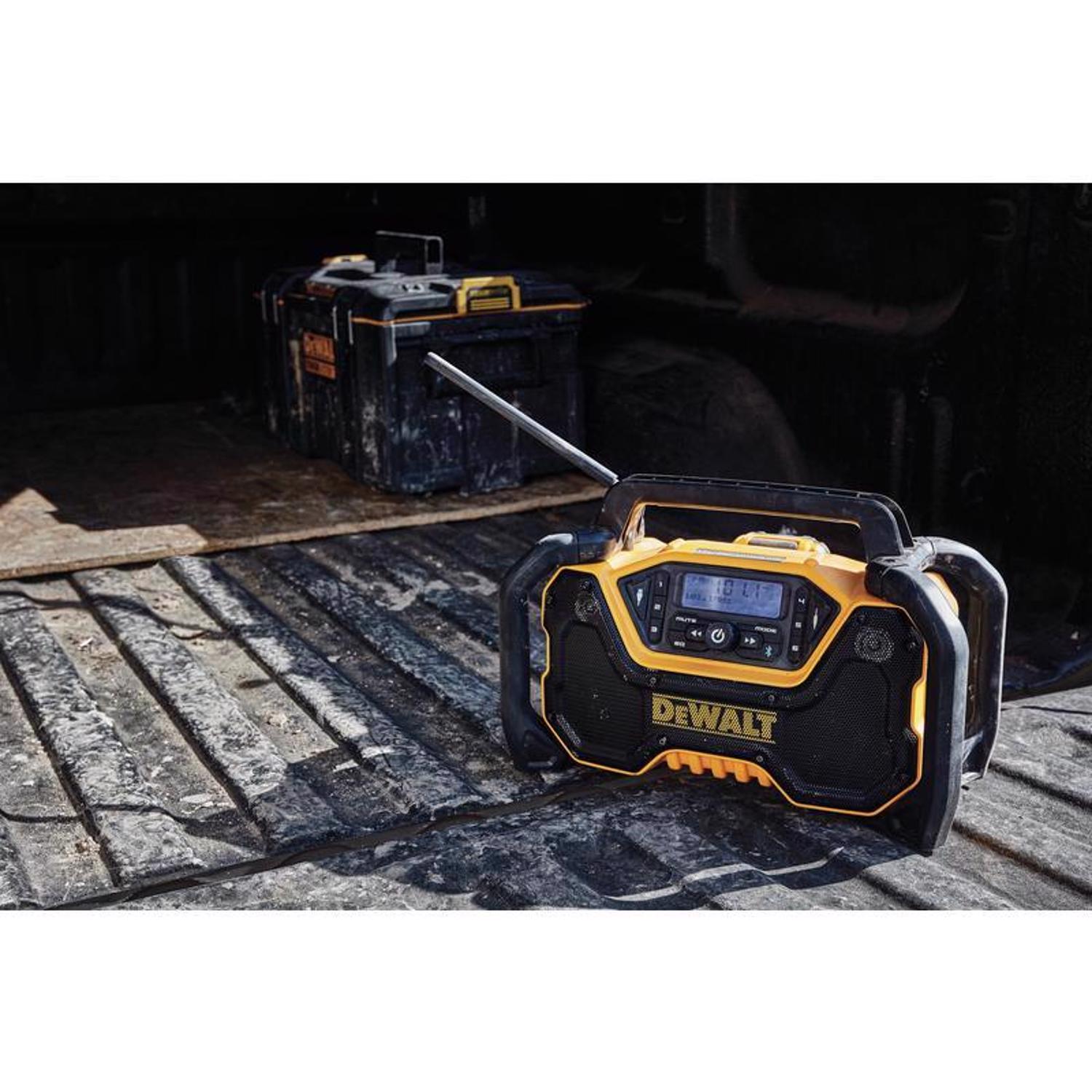 DW 20 V Cordless Jobsite Bluetooth Radio 1 pc