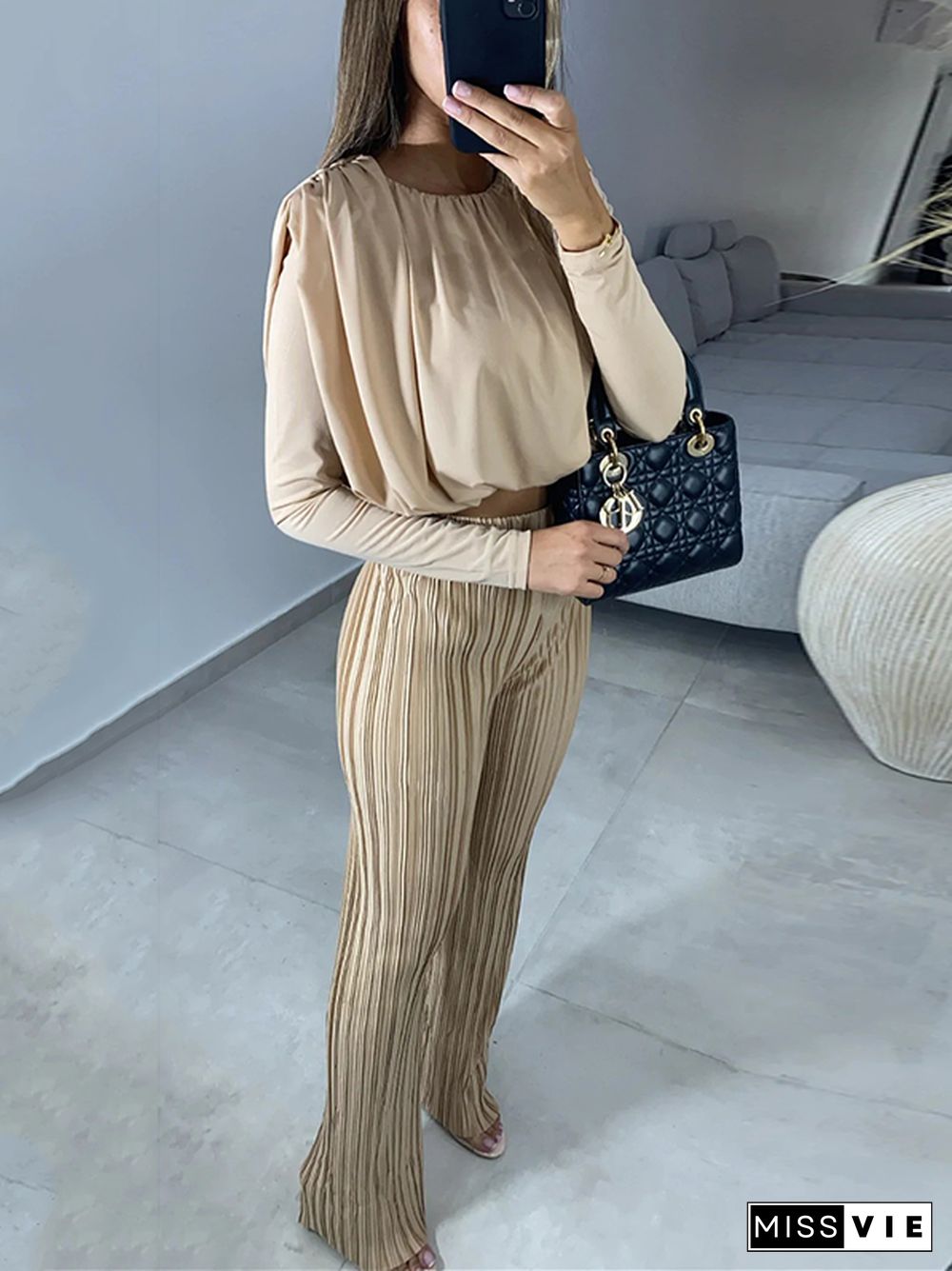 Long Sleeves Elasticity Pleated Solid Color Round-Neck Shirts Top + High Waisted Pants Bottom Two Pieces Set