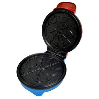 Uncanny Brands Marvel Classic Spiderman Red Waffle Maker WM-MVC-SMC