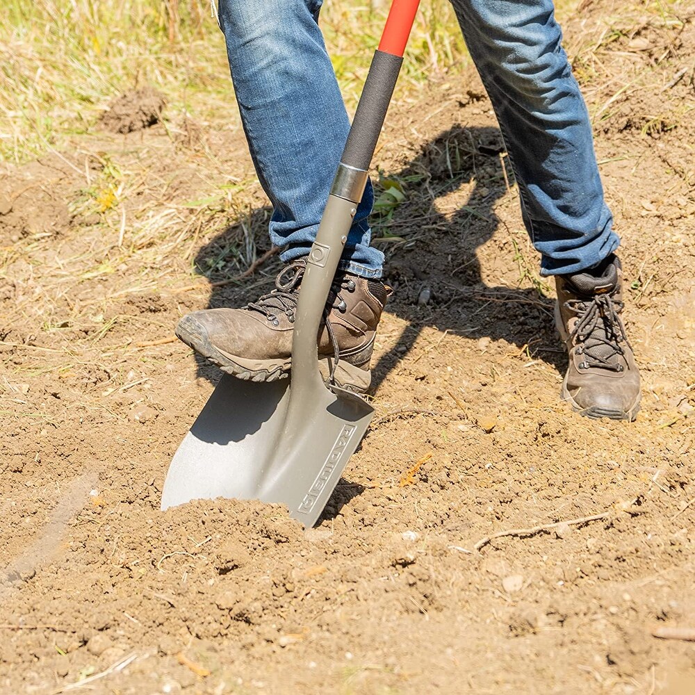 Radius Garden 58 in Long Handle Round Point Shovel  Steel Shaft