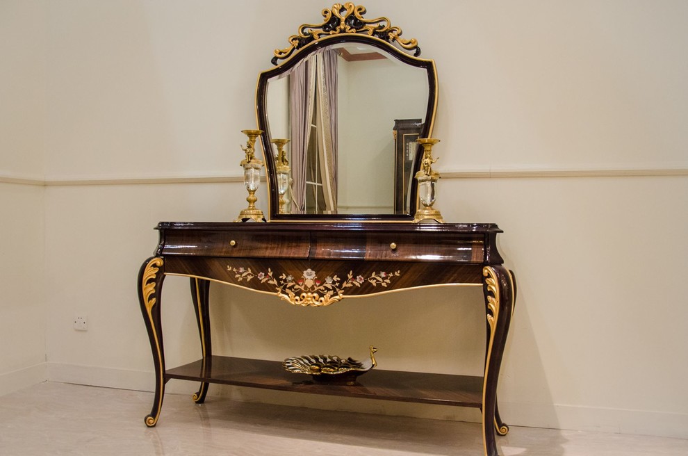 Toro Console Table   Traditional   Console Tables   by Infinity Furniture  Houzz