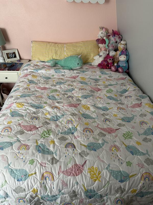 Magical Narwhal Reversible Quilt Set