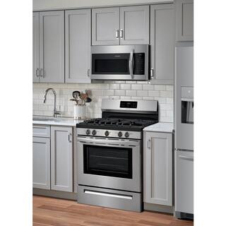 Frigidaire 30 in. 5 Burner Freestanding Gas Range in Stainless Steel with Self-Cleaning Oven FFGF3054TS