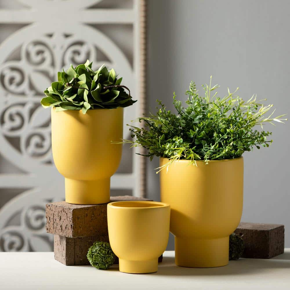 SULLIVANS 8.5 in. 7.5 in.  5.25 in. Matte Yellow Goblet Indoor Planters Set of 3 Ceramic CM3164