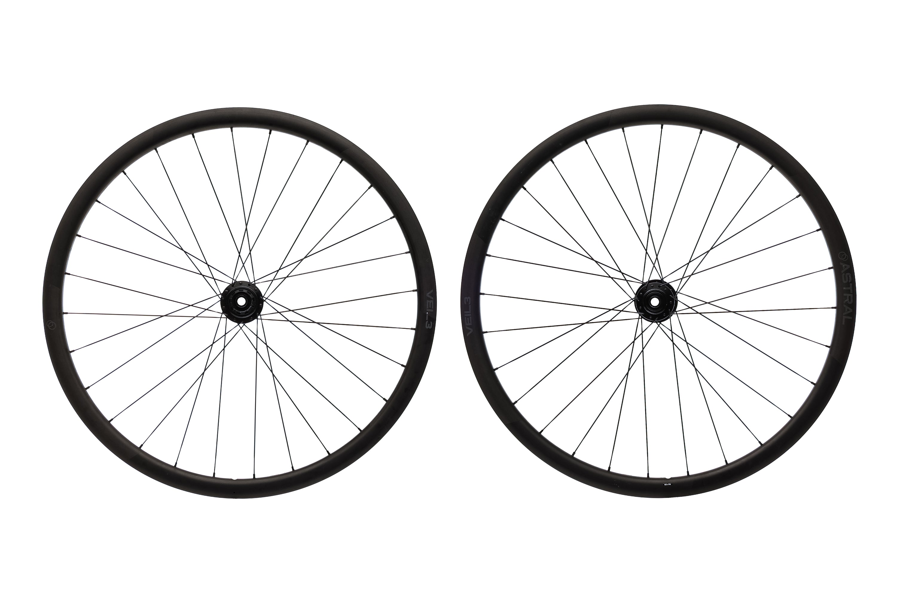 Astral Veil3 w/ SRAM 900 Hubs Carbon Tubeless 700c Wheelset
