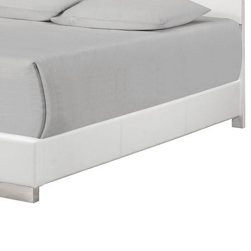 Wooden Queen Size Bed with Plank Style Headboard， White