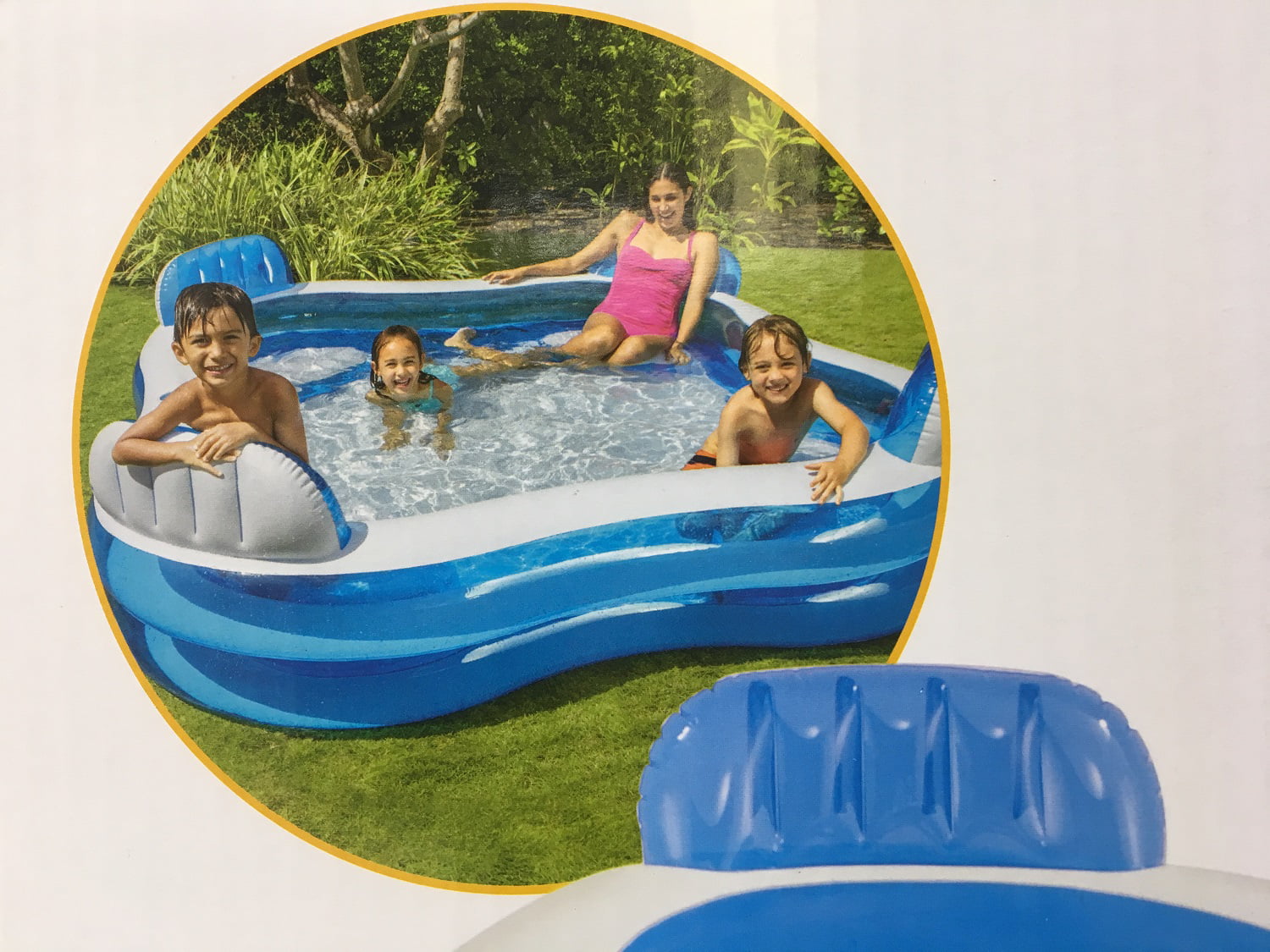 Intex Swim Center Family Lounge Inflatable Pool， 90