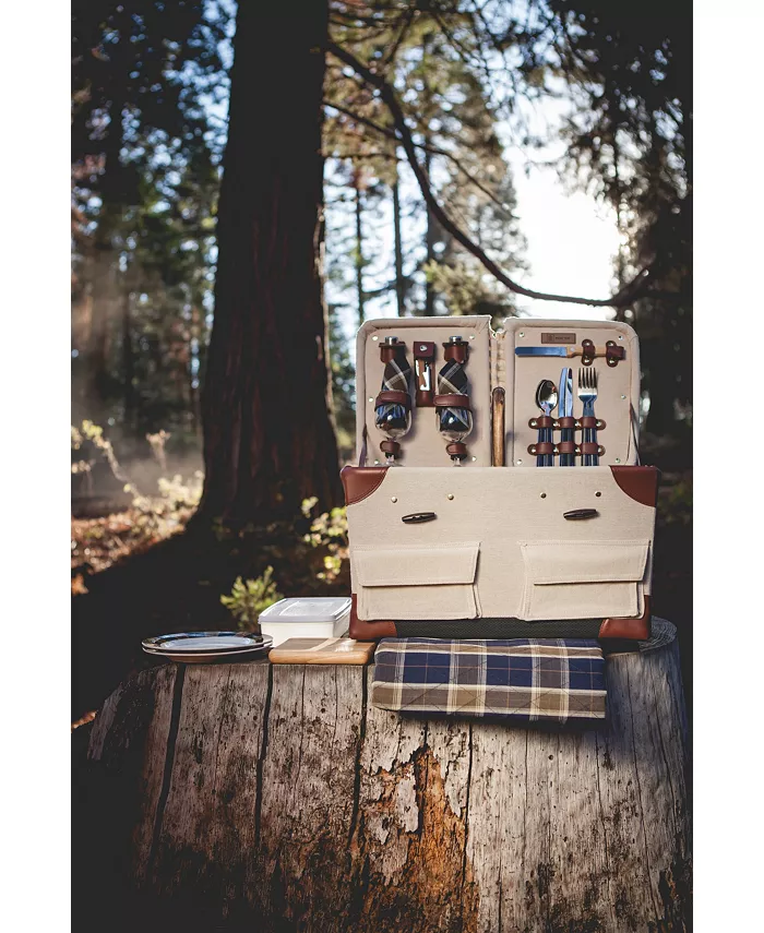 Picnic Time Pioneer Plaid-Accented Tan Picnic Basket