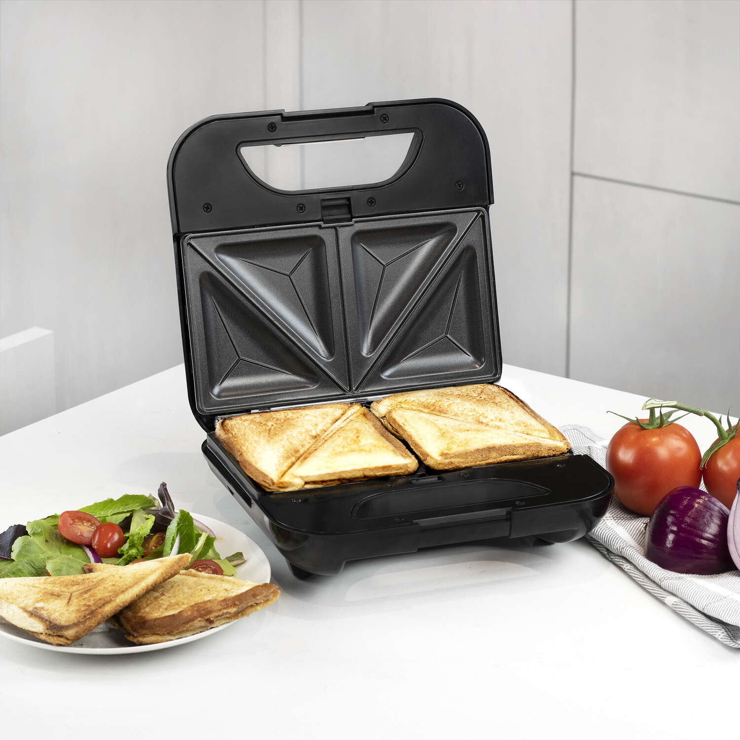 Kalorik Black/Silver Stainless Steel Nonstick Surface 4-in-1 Sandwich Maker