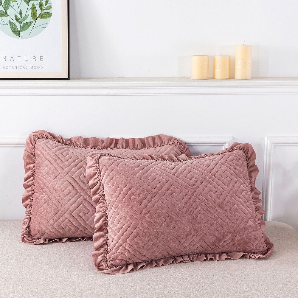 Lavish Plush Poly Velvet Quilt Set